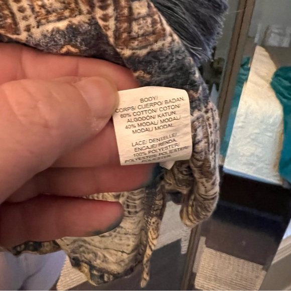 Lucky Brand - Tasseled Tank Top - Picture 8 of 9